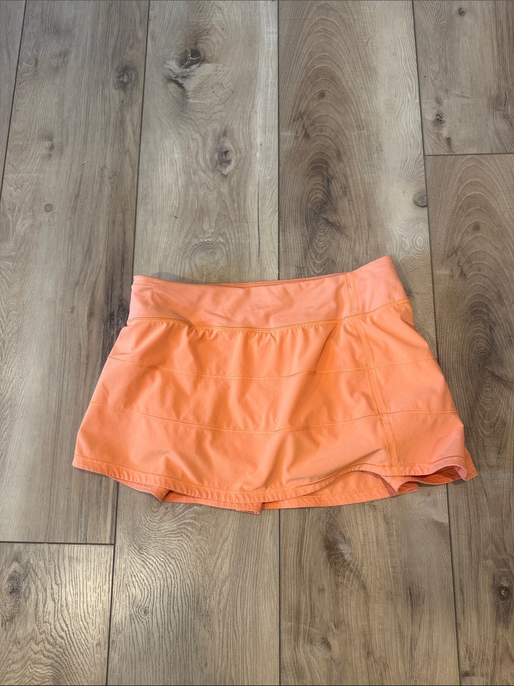 Lululemon Peach pace rival skirt, 8